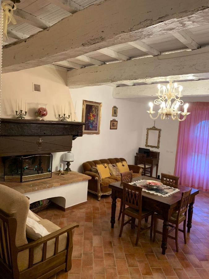 La Casa Dei Ricordi Lejlighed Collesalvetti Eksteriør billede
